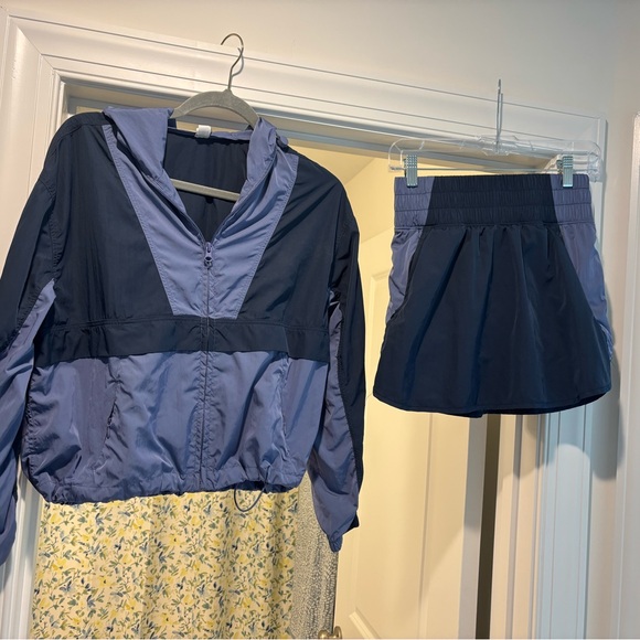 Yogalicious Navy and Lavender Skort - Picture 1 of 9